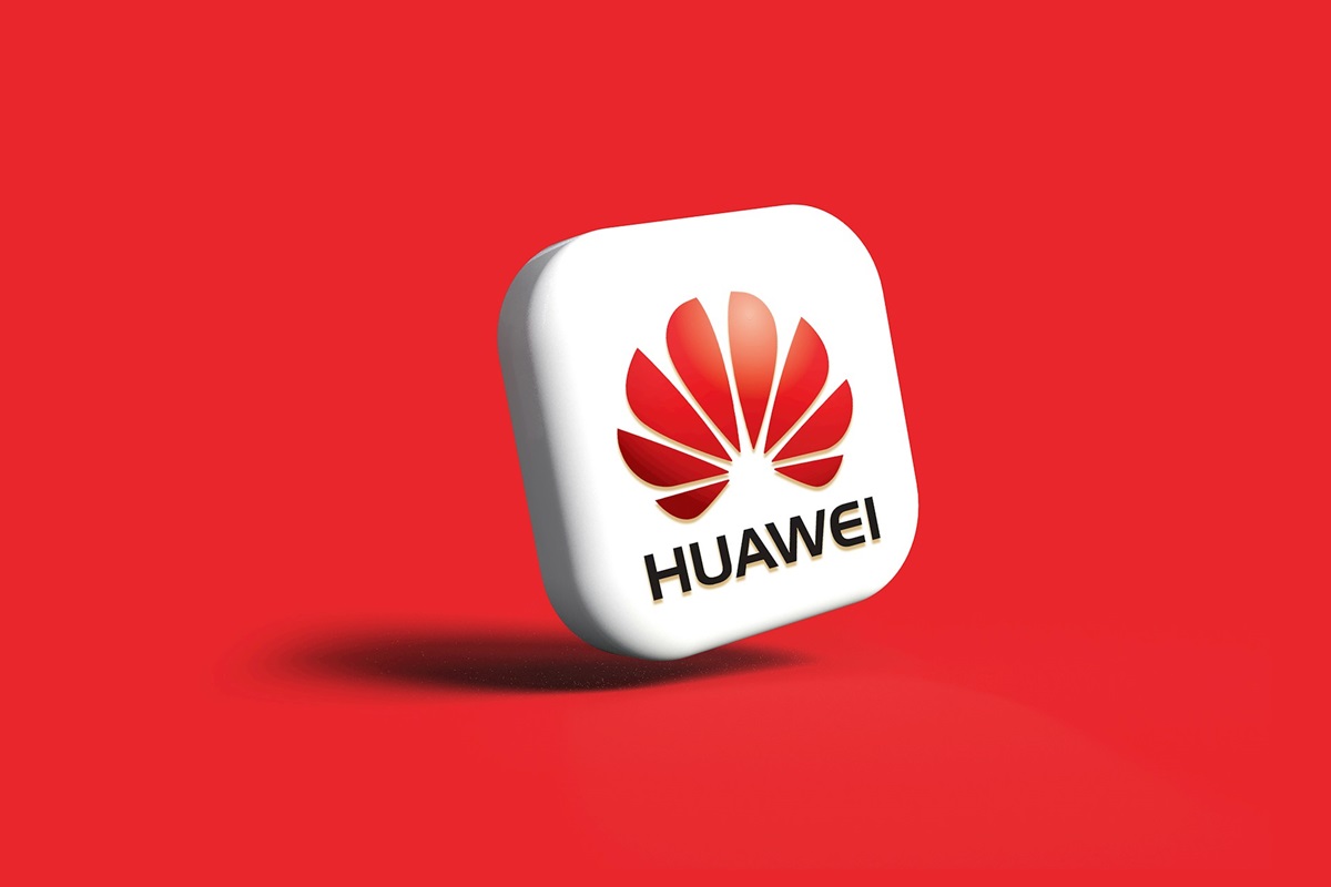 Gina Raimondo Downplays Huawei's Latest Microchip Breakthrough