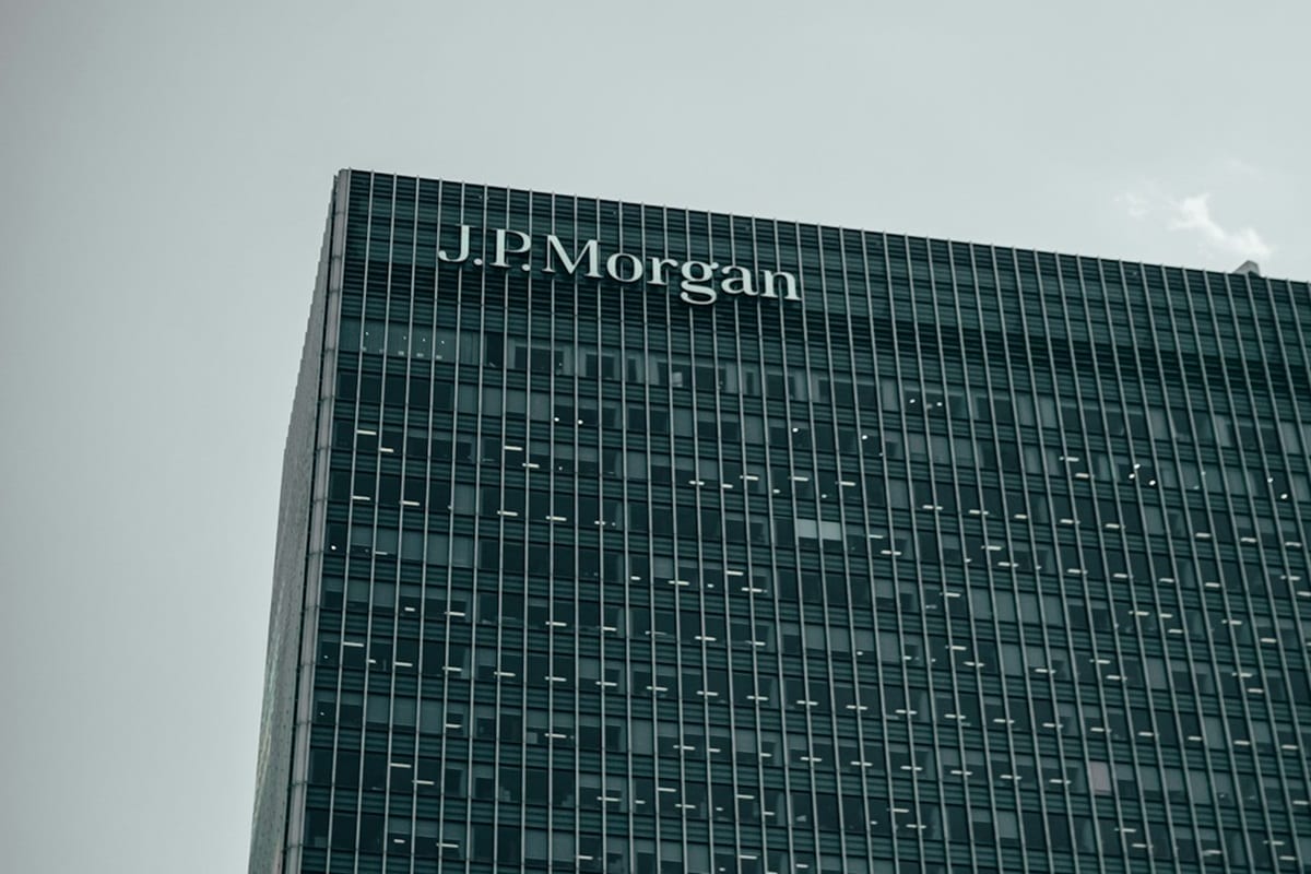 JPMorgan Reportedly Launches In-House Chatbot 